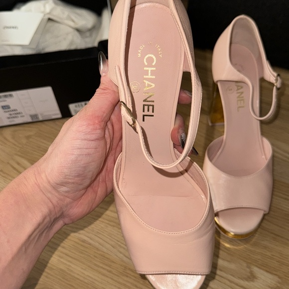 Chanel sandals authentic! - Picture 6 of 16